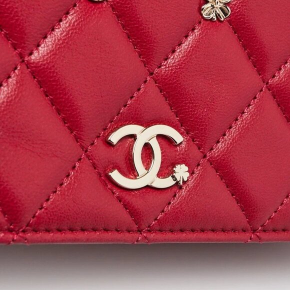 Chanel Red Quilted Lambskin Leather All About Chanel WOC Clutch Bag - Picture 6 of 12